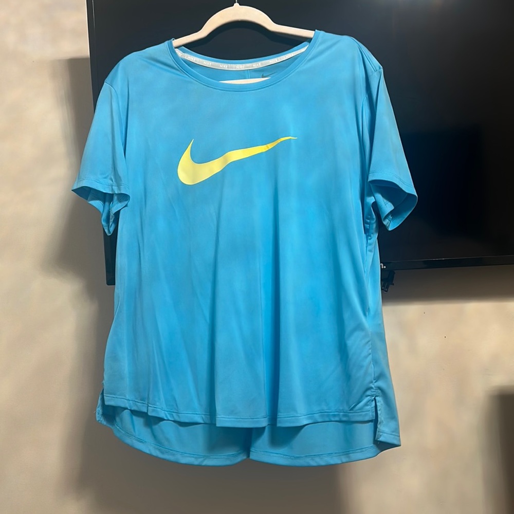Nike DRI  FIT Tshirt XL